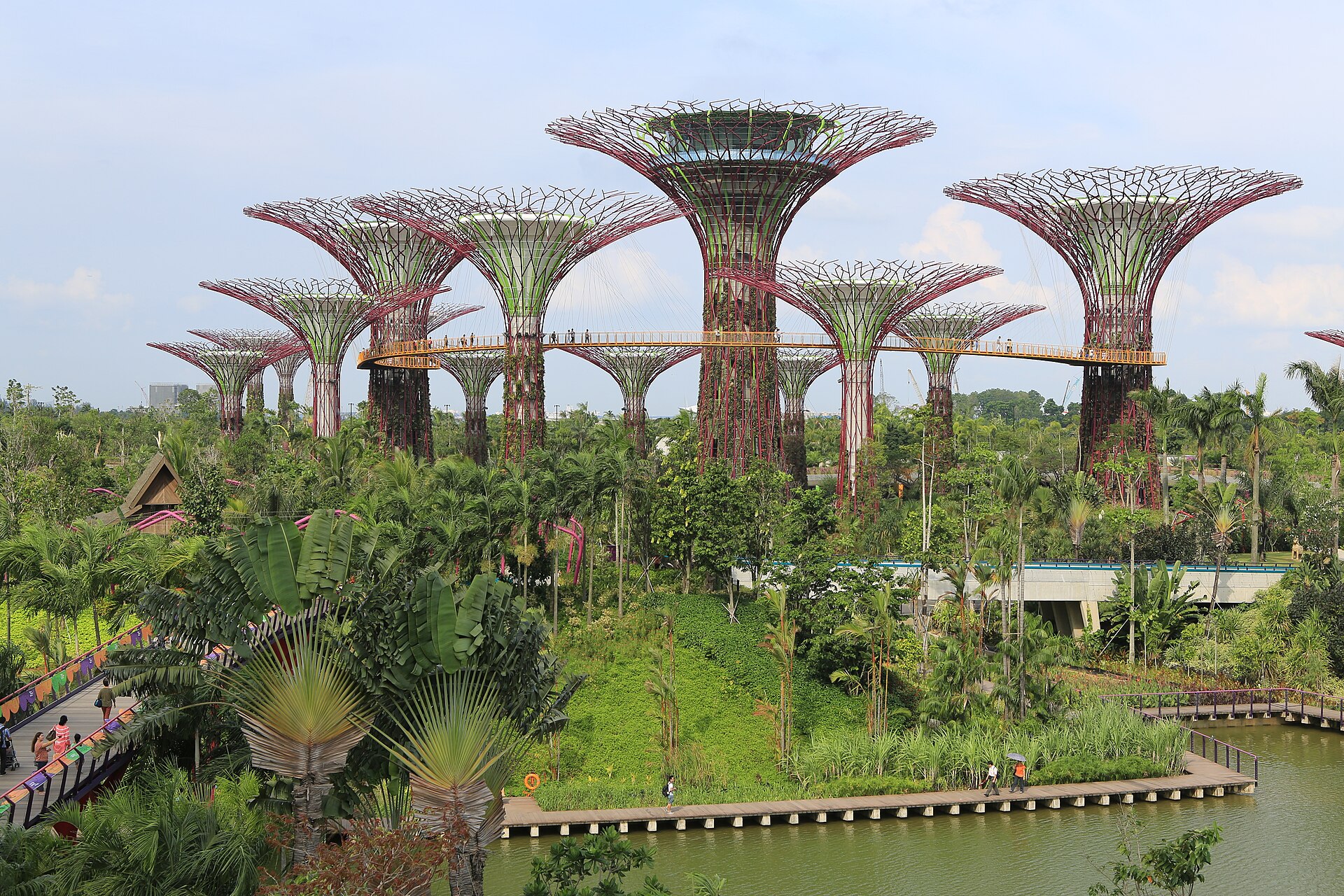 Singapore In 48 Hours: Bay To Hawker cover photo