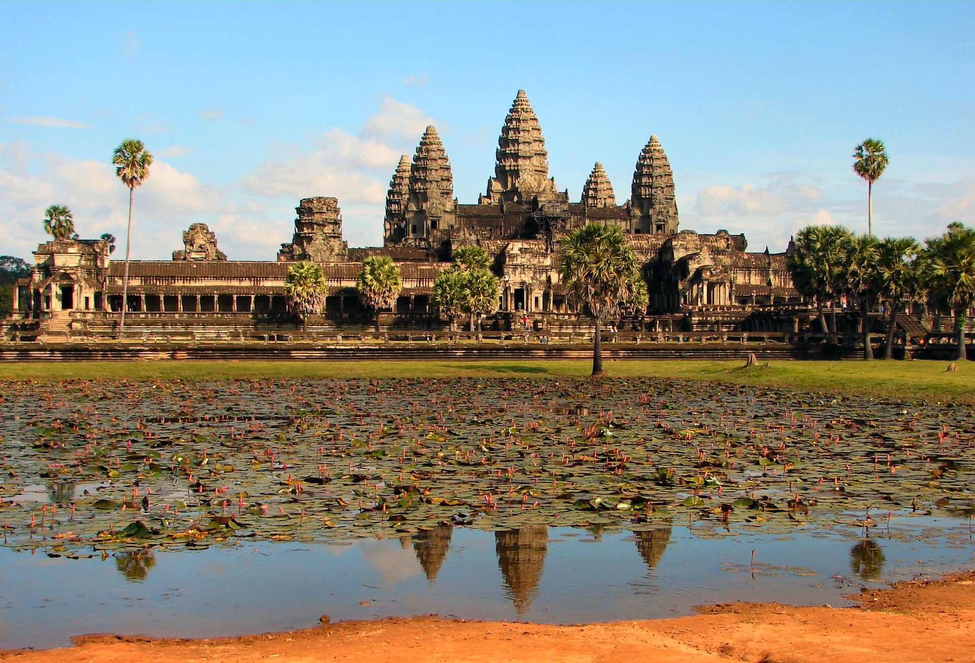 Angkor In Two Days: Sunrise To Jungle Temples cover photo