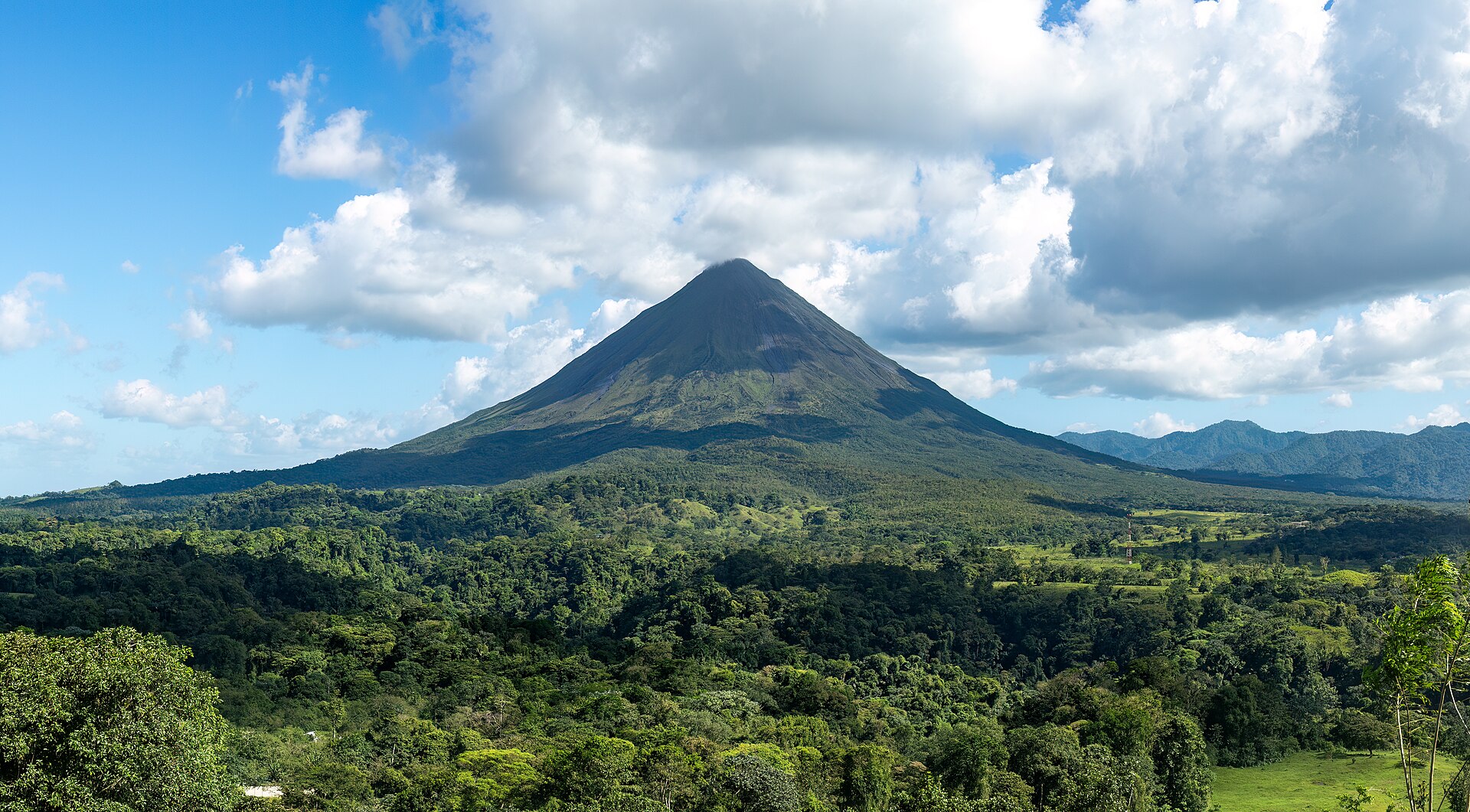 Volcano To Cloud Forest: Arenal & Monteverde cover photo