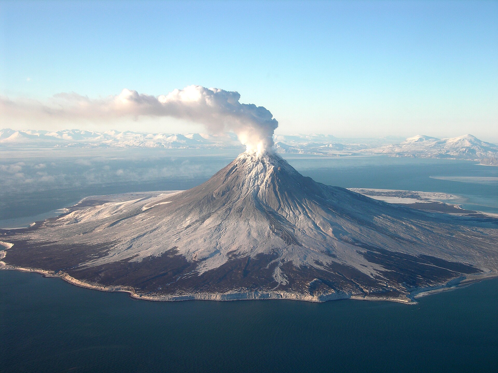 Volcano, Beaches And Wine